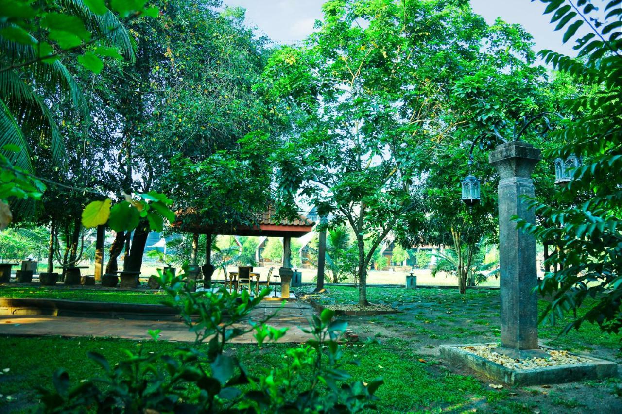 Avasta Resort And Spa Anuradhapura Εξωτερικό φωτογραφία